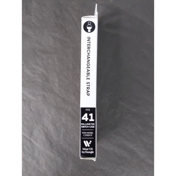 🎉 3/$20 👯‍♀️Host Pick⚡️NEW Guess Connect 20mm Silicone Band(fits 41mm case) - Picture 8 of 11